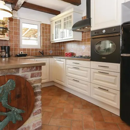Family Friendly House With A Parking Space Kastel Sucurac, - 21842 * Kastela