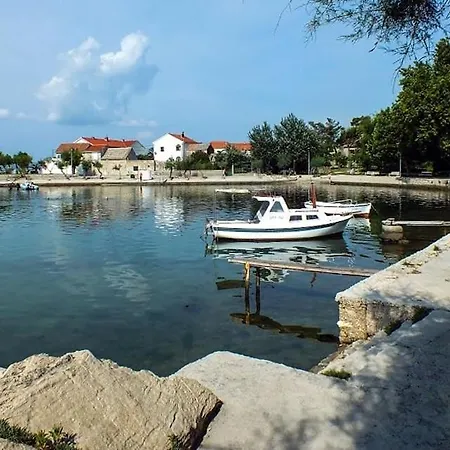 Holiday home Family Friendly House With A Parking Space Kastel Sucurac, - 21842 *