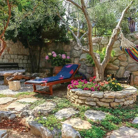 Family Friendly House With A Parking Space Kastel Sucurac, - 21842